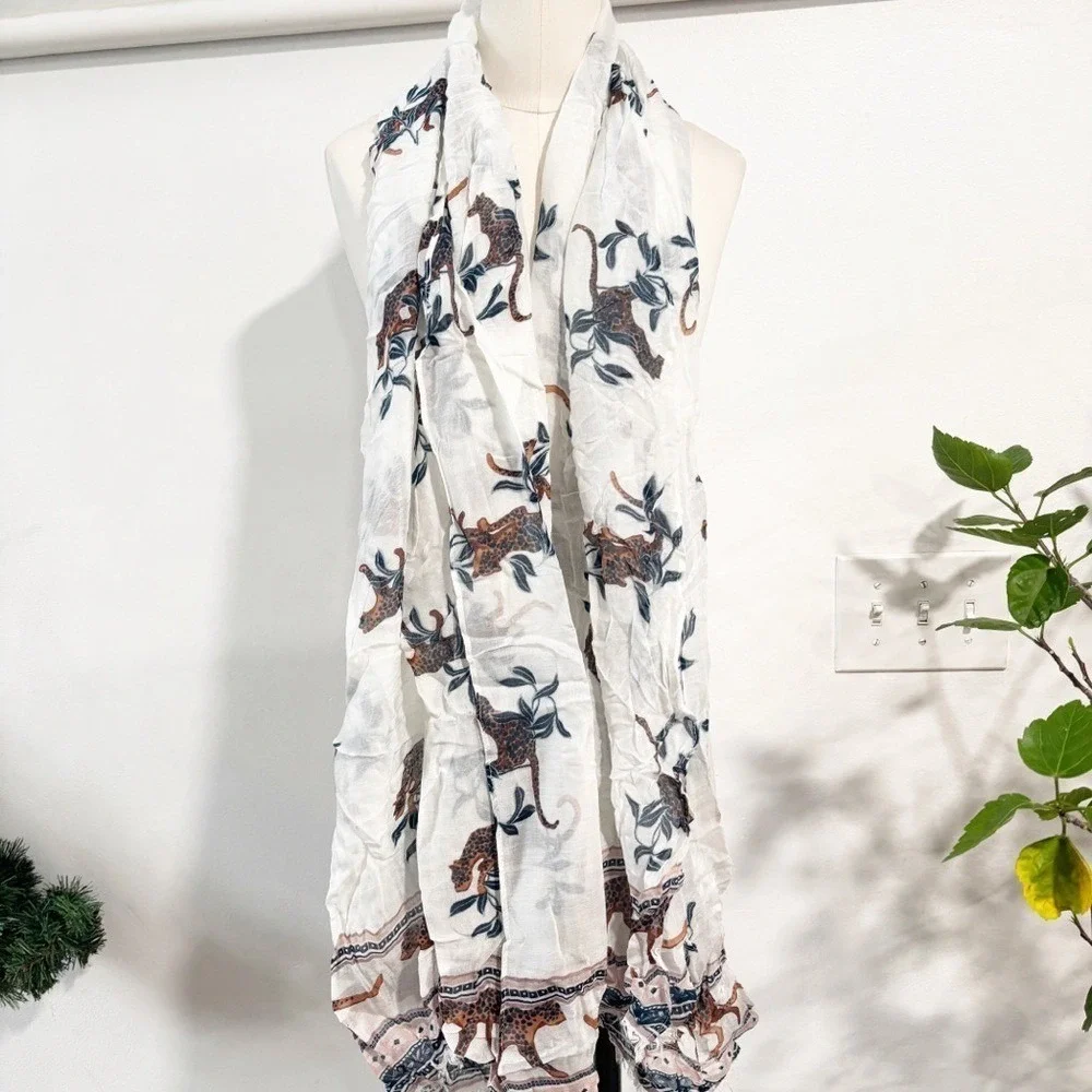 Ann Taylor White Leopard Print Silk Modal‎ Blend Lightweight Scarf